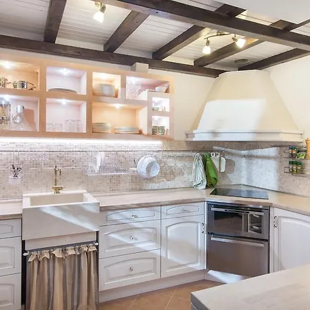 Villa Oliva Podgora (Split-Dalmatia)