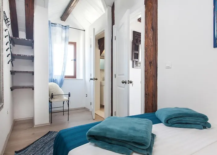 Oliva Villa