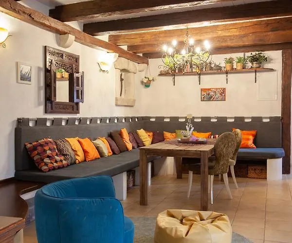 빌라 Oliva 포드고라